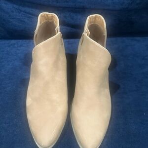 Cynthia Rowley Beige Pointed Toe Ankle Booties